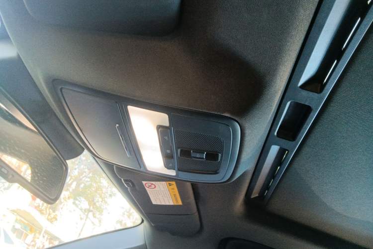 Used MG 6 New Energy 2020 1.5T Hybrid Trophy Flagship Edition Headliner