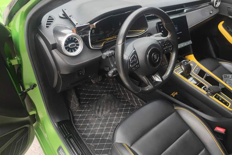 Used MG 6 New Energy 2020 1.5T Hybrid Trophy Flagship Edition Interior 3