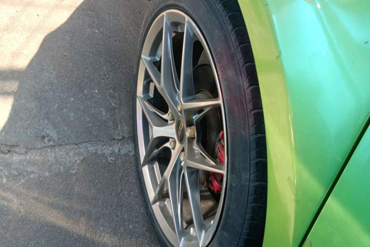 Used MG 6 New Energy 2020 1.5T Hybrid Trophy Flagship Edition Right Rear Wheel Hub