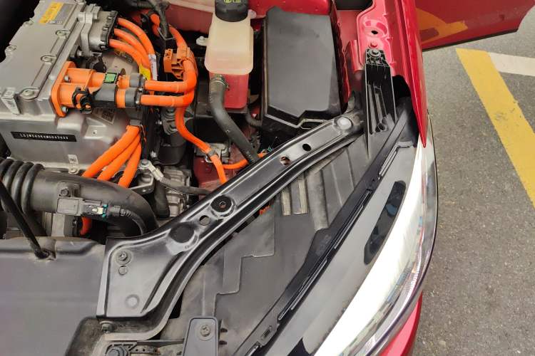Used MG 6 New Energy 2020 1.5T Hybrid Trophy Flagship Edition Engine Bay Left