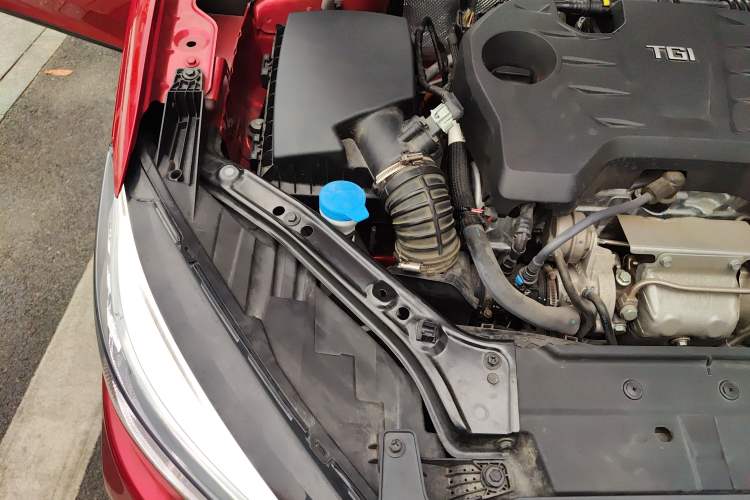 Used MG 6 New Energy 2020 1.5T Hybrid Trophy Flagship Edition Engine Bay Right