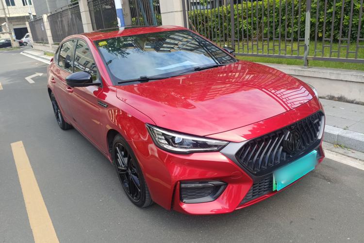 Used MG 6 New Energy 2020 1.5T Hybrid Trophy Flagship Edition Front Right 45 Deg