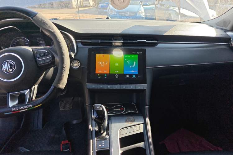 Used MG 6 New Energy 2020 1.5T Hybrid Leading Trendy Edition Audio And AC Panel