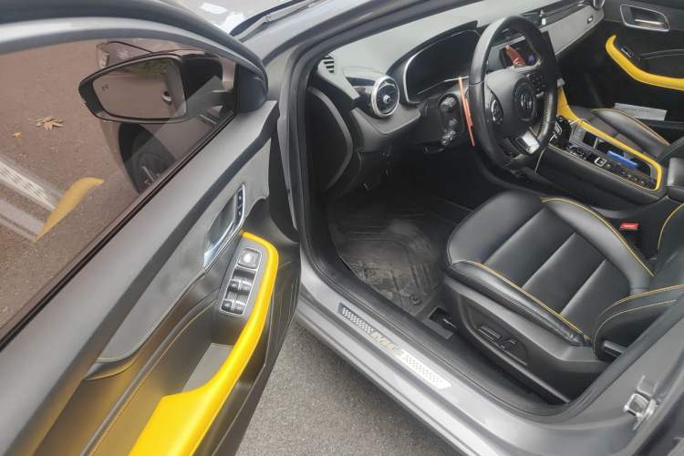 Used MG 6 New Energy 2020 1.5T Hybrid Trophy Intelligent Drive Flagship Edition Driver Seat