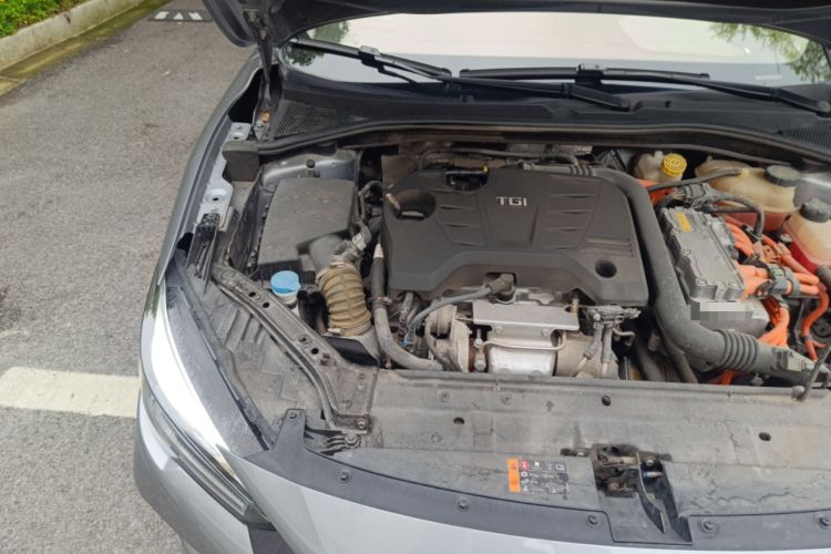Used MG 6 New Energy 2020 1.5T Hybrid Leading Luxury Edition Engine Bay Right
