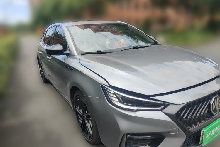 Used MG 6 New Energy 2020 1.5T Hybrid Trophy Intelligent Drive Flagship Edition Front Right 45 Deg