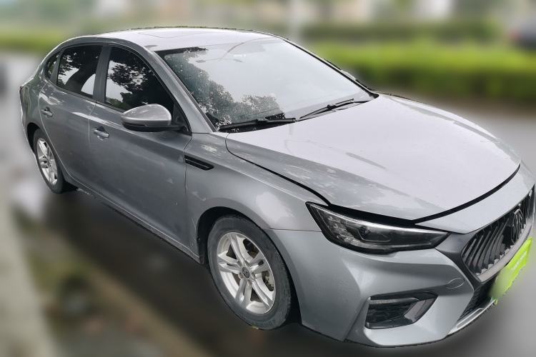 Used MG 6 New Energy 2020 1.5T Hybrid Leading Trendy Edition Front Right 45 Deg