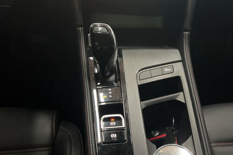 Used MG 6 New Energy 2020 1.5T Hybrid Leading Trendy Edition Gear Lever