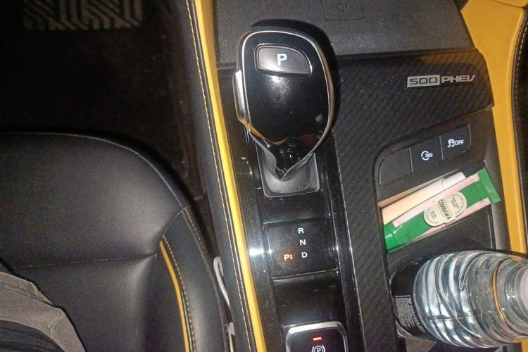 Used MG 6 New Energy 2020 1.5T Hybrid Trophy Flagship Edition Gear Lever