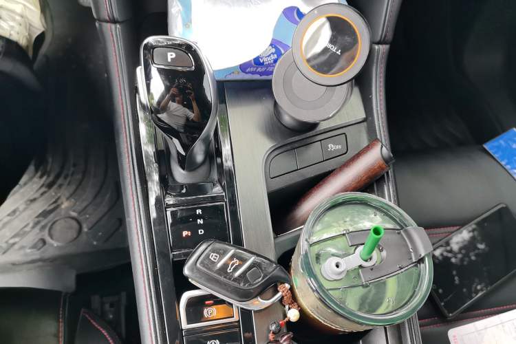 Used MG 6 New Energy 2020 1.5T Hybrid Leading Trendy Edition Gear Lever