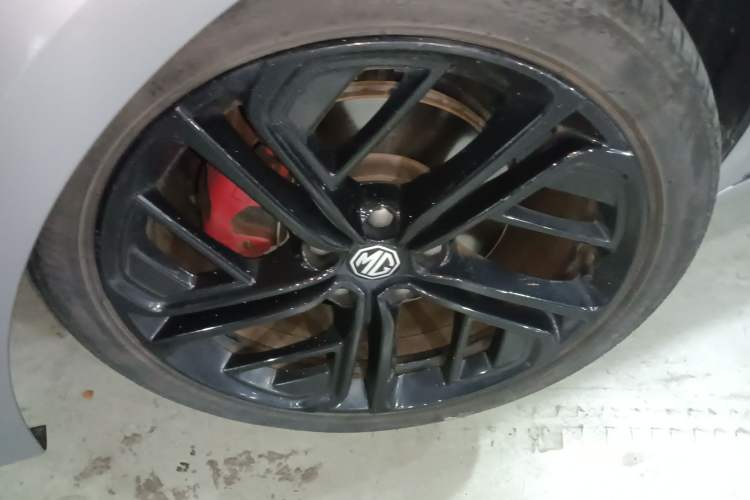 Used MG 6 New Energy 2020 1.5T Hybrid Trophy Flagship Edition Left Front Wheel Hub