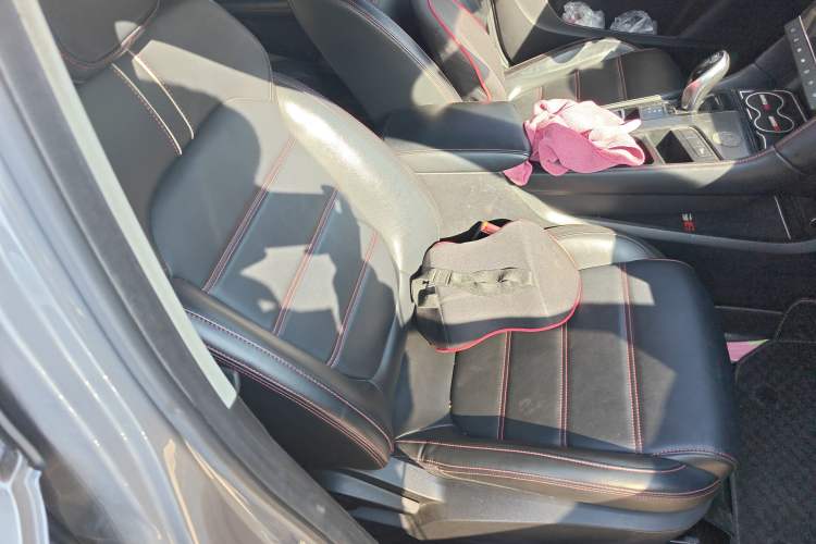 Used MG 6 New Energy 2020 1.5T Hybrid Leading Trendy Edition Right Front Seat