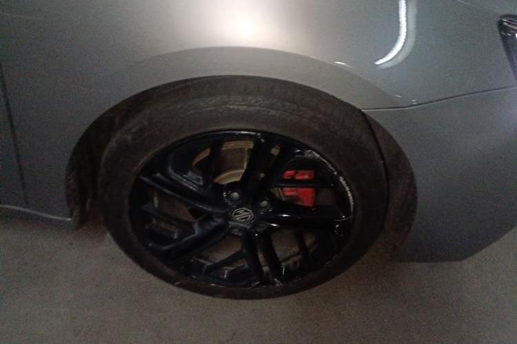 Used MG 6 New Energy 2020 1.5T Hybrid Trophy Flagship Edition Right Front Wheel Hub