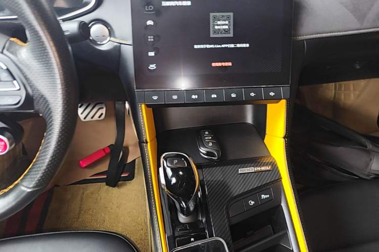 Used MG 6 New Energy 2020 1.5T Hybrid Trophy Flagship Edition Audio And AC Panel