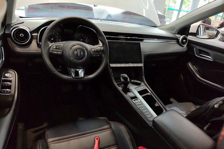 Used MG 6 New Energy 2020 1.5T Hybrid Leading Trendy Edition Center Console