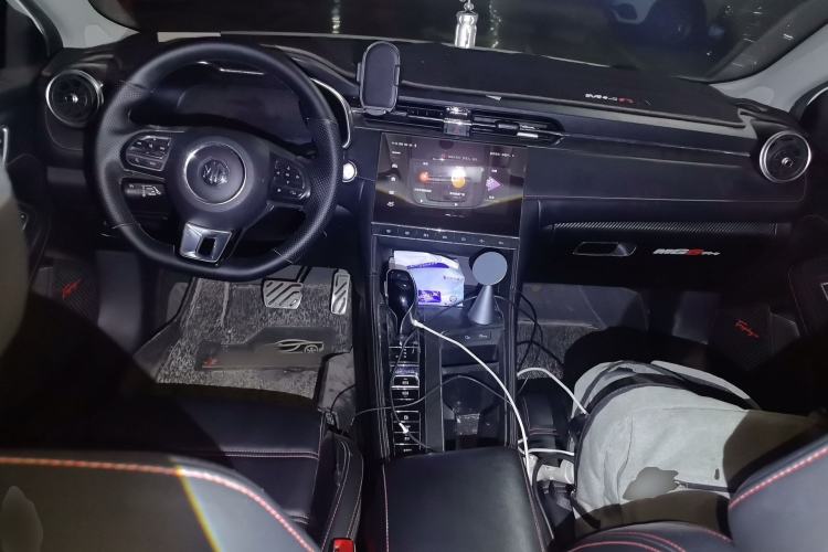 Used MG 6 New Energy 2020 1.5T Hybrid Leading Luxury Edition Center Console