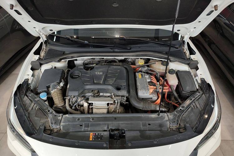 Used MG 6 New Energy 2020 1.5T Hybrid Leading Trendy Edition Engine Bay