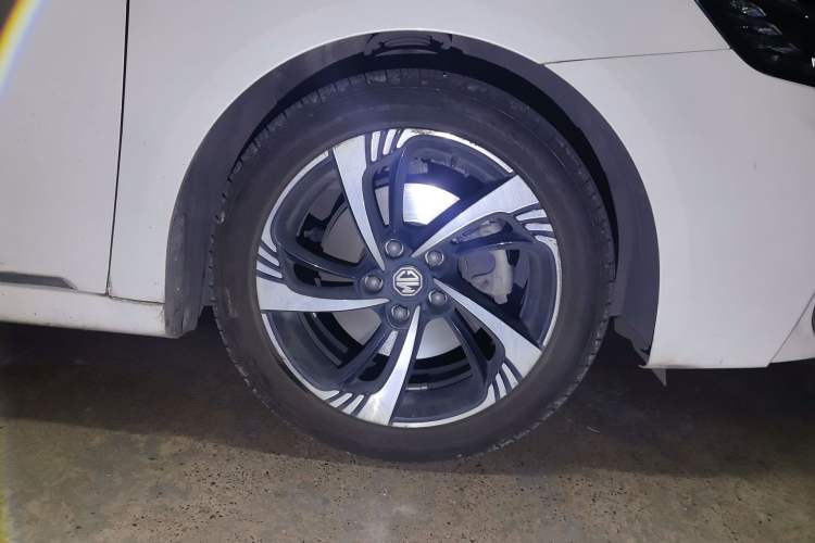 Used MG 6 New Energy 2020 1.5T Hybrid Leading Luxury Edition Exterior 1