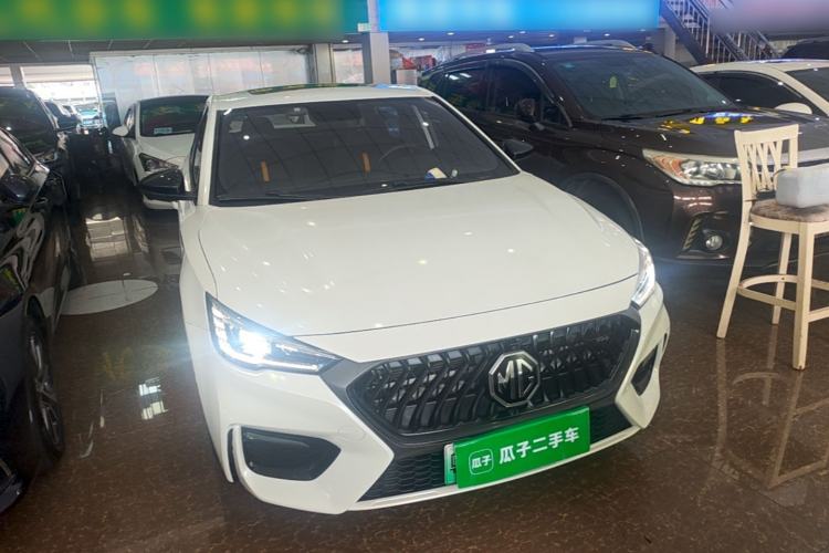 Used MG 6 New Energy 2020 1.5T Hybrid Trophy Intelligent Drive Flagship Edition Front Right 45 Deg