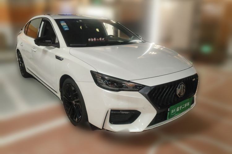 Used MG 6 New Energy 2020 1.5T Hybrid Trophy Intelligent Drive Flagship Edition Front Right 45 Deg