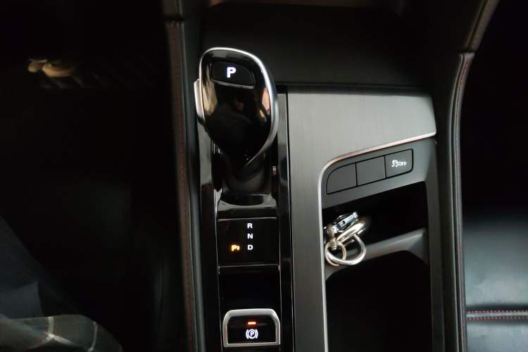 Used MG 6 New Energy 2020 1.5T Hybrid Leading Trendy Edition Gear Lever
