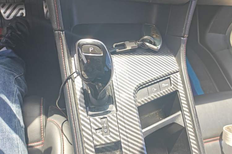 Used MG 6 New Energy 2020 1.5T Hybrid Leading Luxury Edition Gear Lever