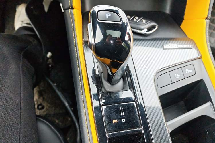 Used MG 6 New Energy 2020 1.5T Hybrid Trophy Flagship Edition Gear Lever