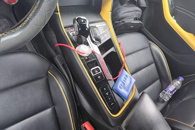 Used MG 6 New Energy 2020 1.5T Hybrid Trophy Flagship Edition Gear Lever