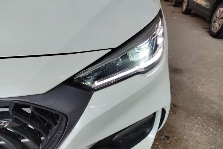 Used MG 6 New Energy 2020 1.5T Hybrid Leading Trendy Edition Left Front Headlight