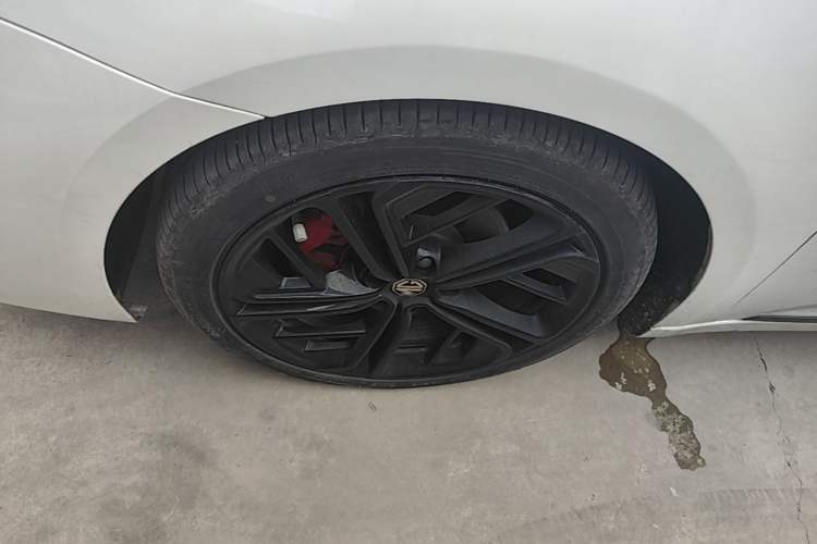 Used MG 6 New Energy 2020 1.5T Hybrid Trophy Flagship Edition Left Front Wheel Hub