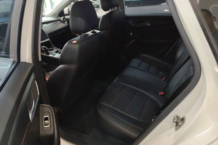 Used MG 6 New Energy 2020 1.5T Hybrid Leading Trendy Edition Left Rear Seat