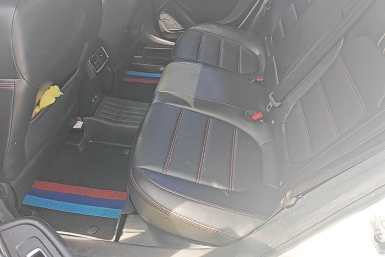 Used MG 6 New Energy 2020 1.5T Hybrid Leading Luxury Edition Left Rear Seat