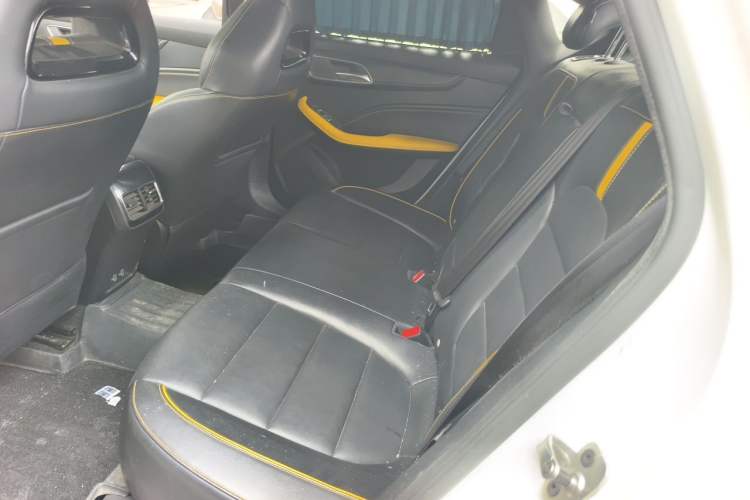 Used MG 6 New Energy 2020 1.5T Hybrid Trophy Flagship Edition Left Rear Seat