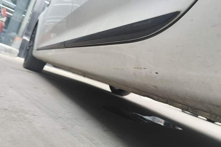 Used MG 6 New Energy 2020 1.5T Hybrid Trophy Flagship Edition Left Side Sill
