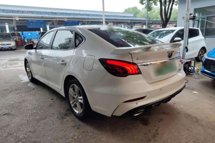 Used MG 6 New Energy 2020 1.5T Hybrid Leading Trendy Edition Rear Left 45 Deg