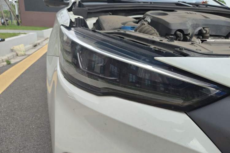 Used MG 6 New Energy 2020 1.5T Hybrid Trophy Intelligent Drive Flagship Edition Right Front Headlight