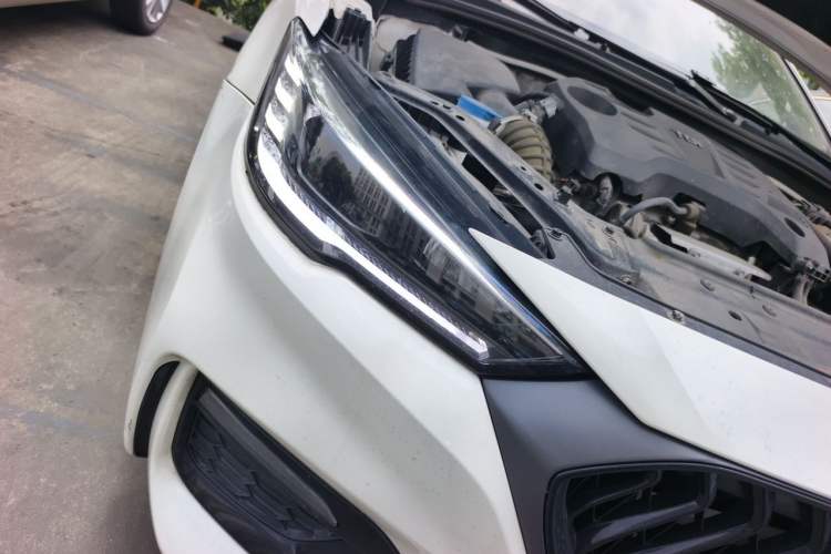 Used MG 6 New Energy 2020 1.5T Hybrid Trophy Flagship Edition Right Front Headlight