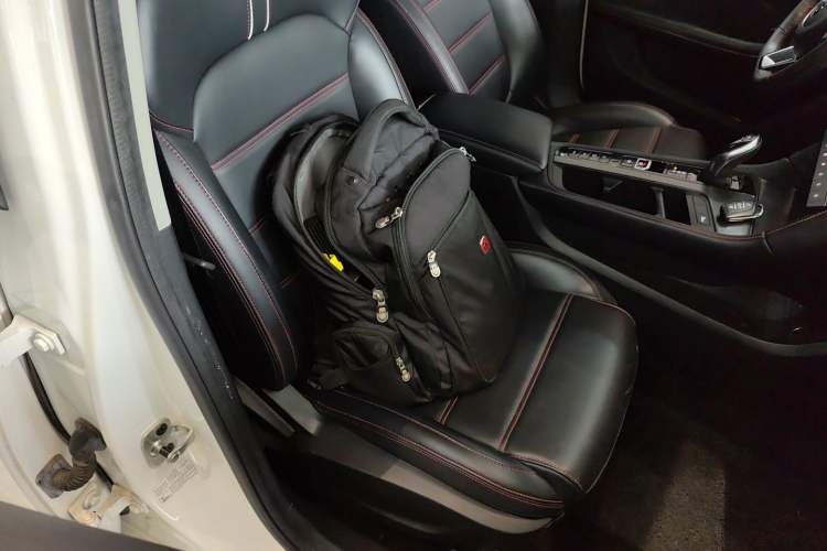 Used MG 6 New Energy 2020 1.5T Hybrid Leading Trendy Edition Right Front Seat