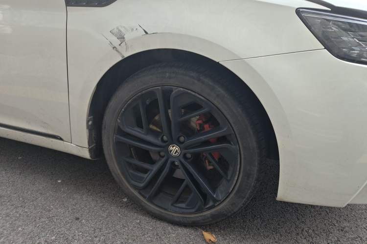Used MG 6 New Energy 2020 1.5T Hybrid Trophy Intelligent Drive Flagship Edition Right Front Wheel Hub