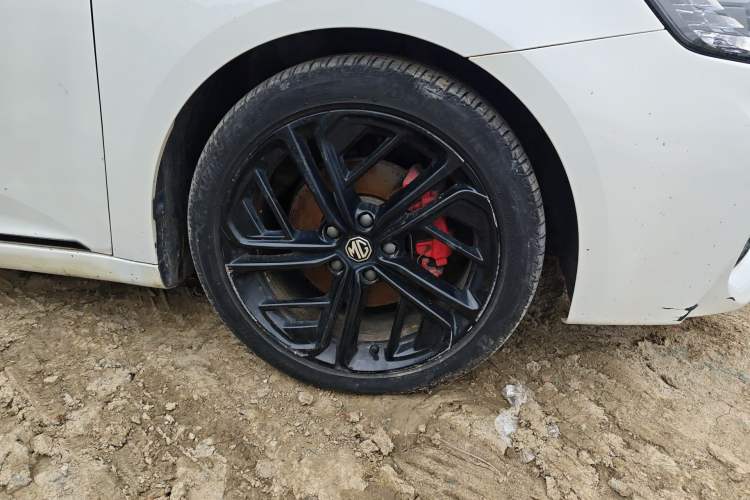 Used MG 6 New Energy 2020 1.5T Hybrid Trophy Flagship Edition Right Front Wheel Hub