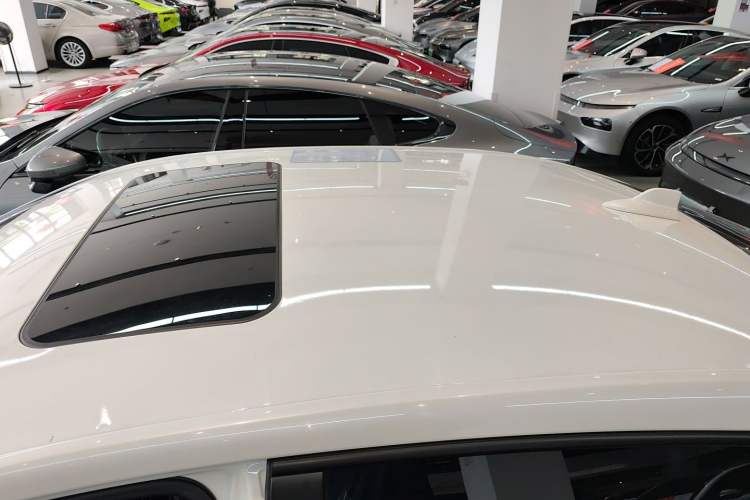 Used MG 6 New Energy 2020 1.5T Hybrid Leading Trendy Edition Roof