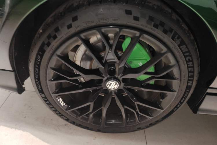 Used MG 6 New Energy 2021 1.5T Hybrid X POWER Master Edition Right Rear Wheel Hub