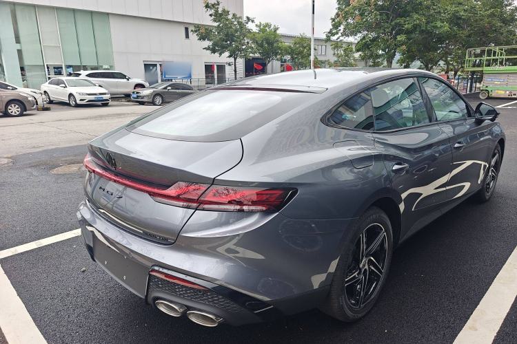 Used MG 7 2025 1.5T 300 DCT Luxury Edition Exterior 4