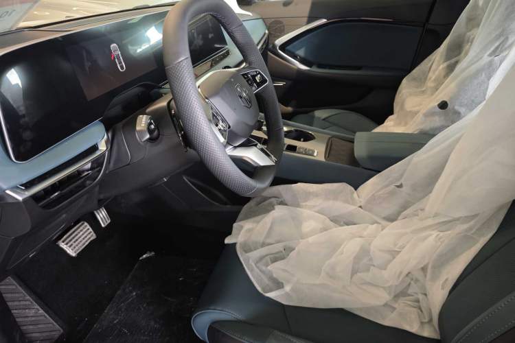 Used MG 7 2023 1.5T DCT Luxurious Supreme Edition Interior 2