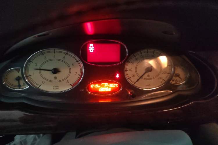 Used MG 7 2008 1.8T Automatic Comfort Edition Instrument Cluster