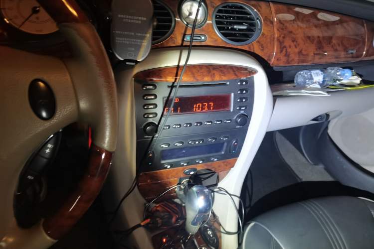Used MG 7 2009 1.8T Automatic Comfort Edition Audio And AC Panel