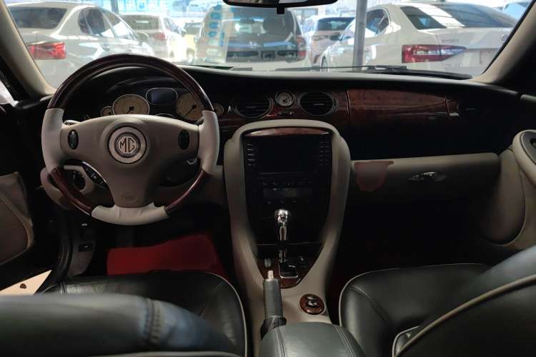 Used MG 7 2010 1.8T Automatic Comfort Edition Interior 3