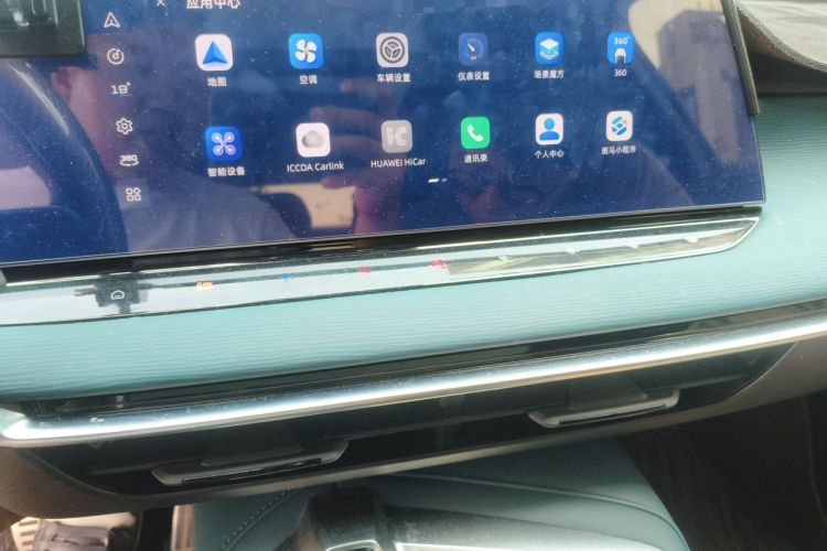 Used MG 7 2023 2.0T Automatic Hunter Luxury Edition Audio And AC Panel