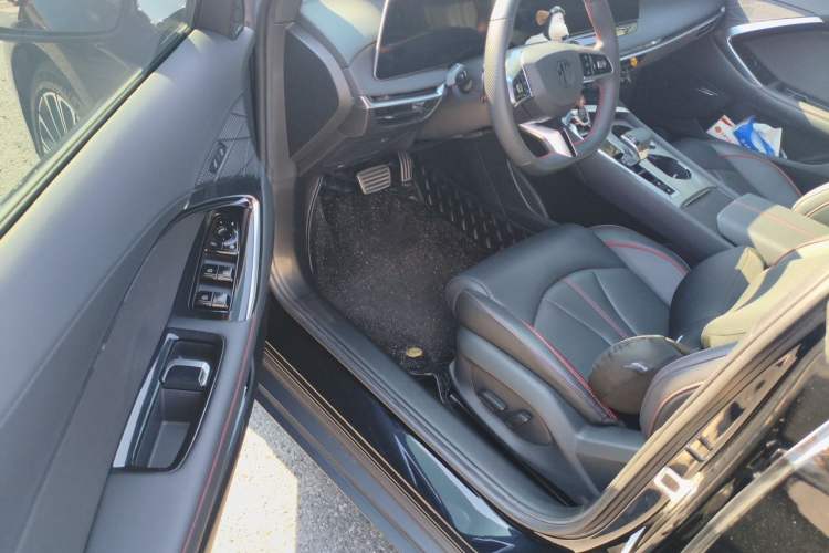 Used MG 7 2023 2.0T Automatic Hunter Luxury Edition Driver Seat