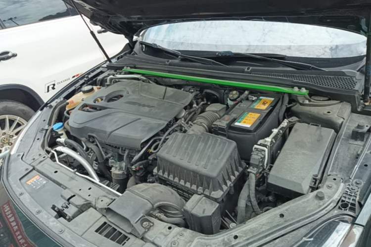 Used MG 7 2023 2.0T Automatic Trophy+ Ignition Glory Edition Engine Bay